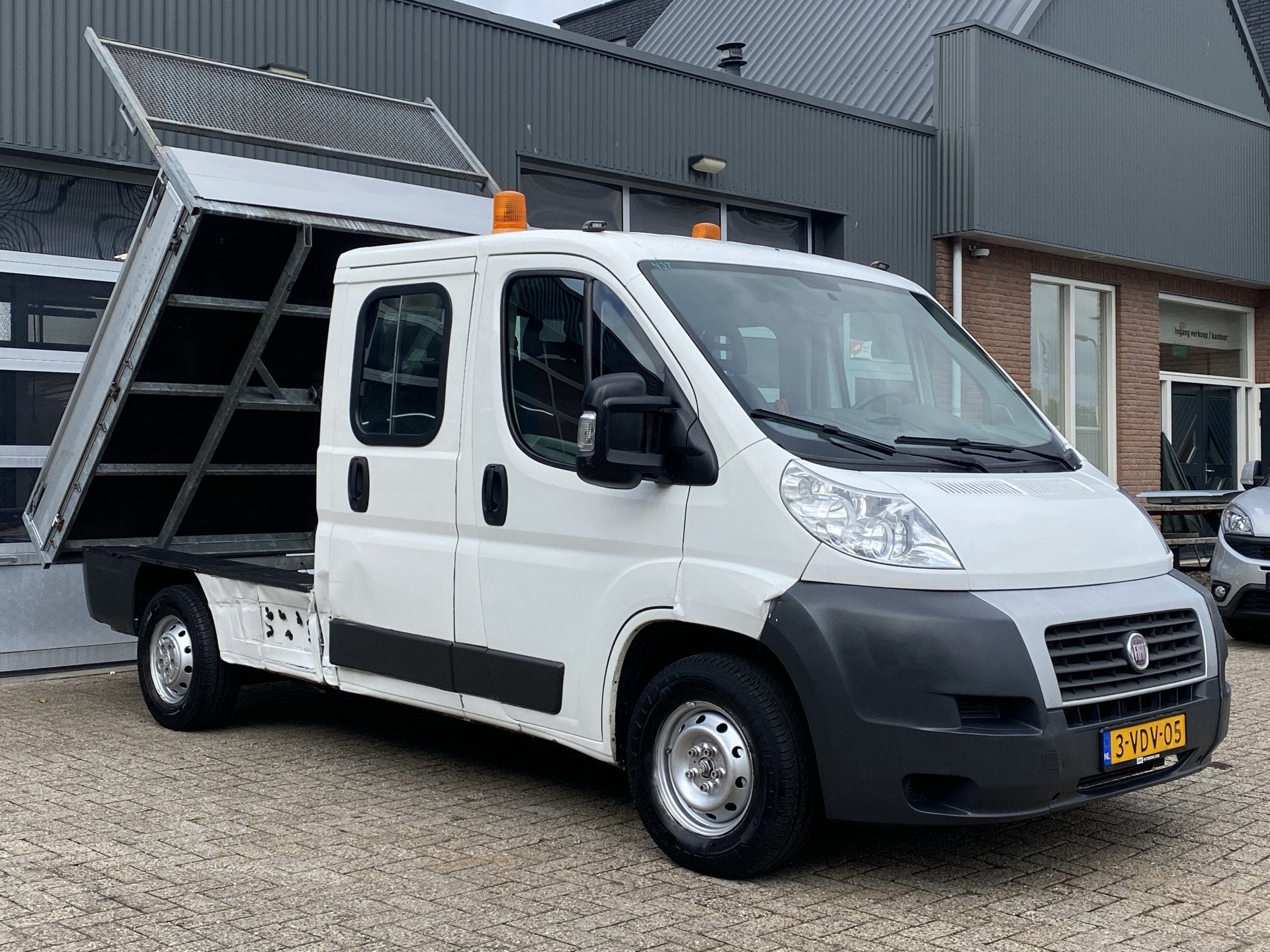 Fiat Ducato 35L 3.0 CNG Loopt op 3 Cilinders ! ( drei cilind, Auto's, Voorwielaandrijving, Euro 5, Gebruikt, Zwart
