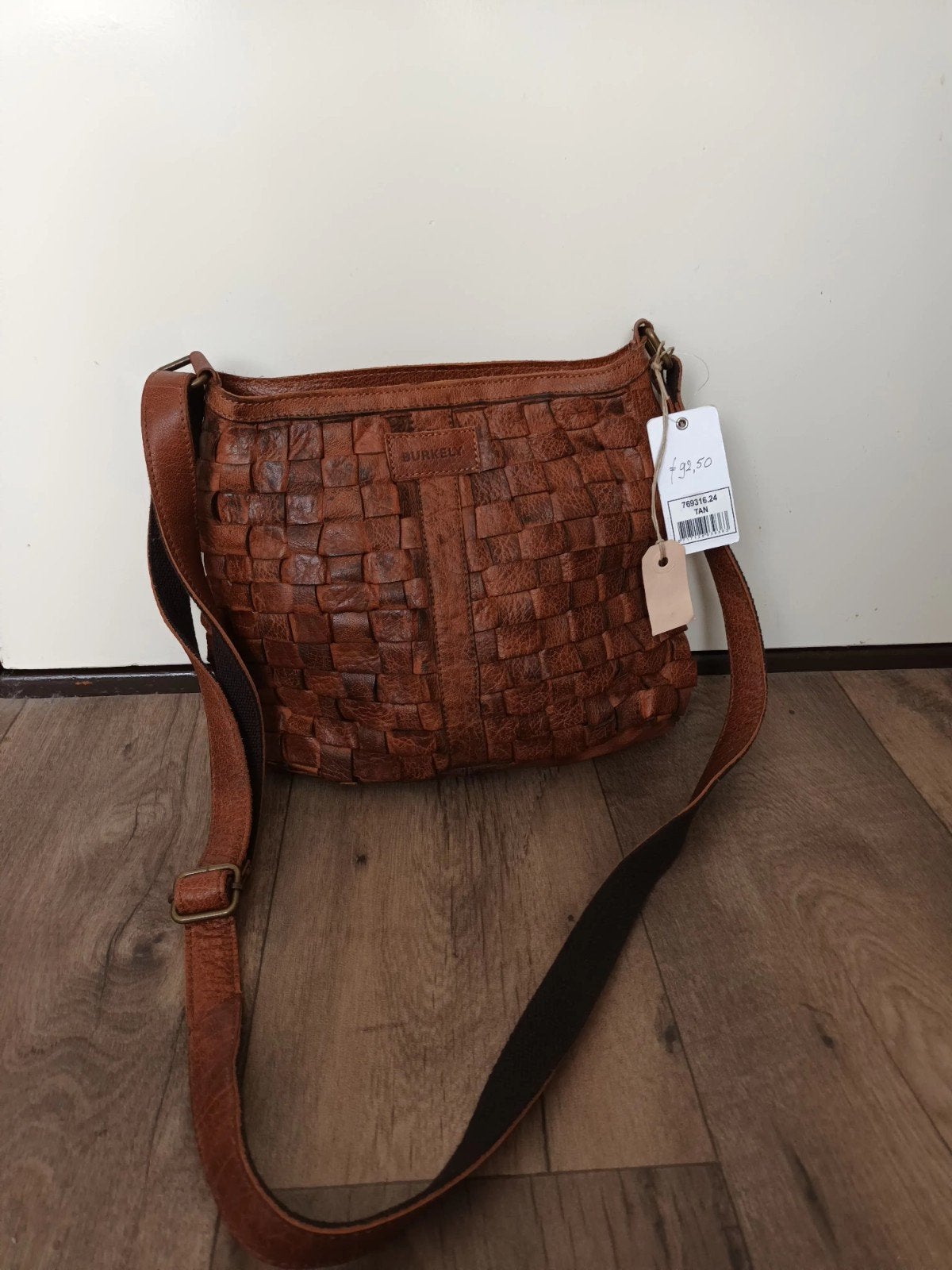 Burkely schoudertas leer nieuw, Sieraden, Tassen en Uiterlijk, Tassen | Schoudertassen, Ophalen, Nieuw, Bruin, Leer