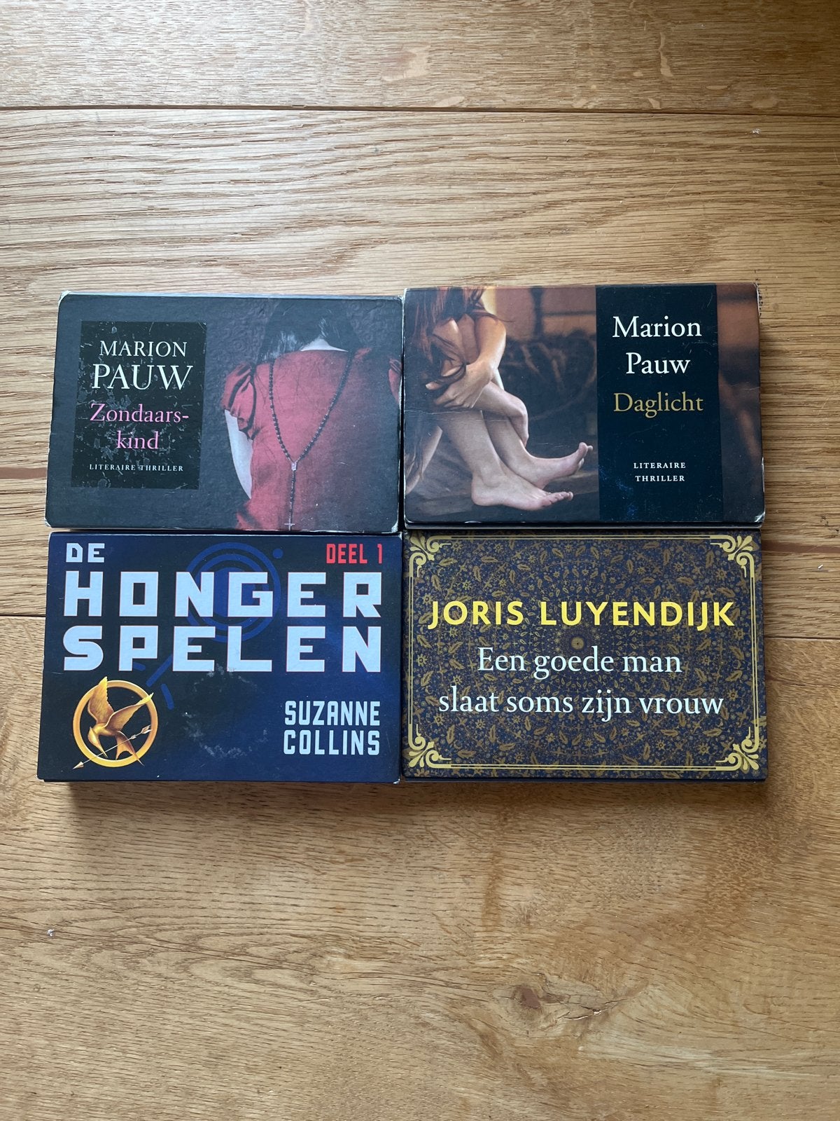 4 dwarsligger boeken: Marion Pauw, Suzanne Collins, Joris Lu, Boeken, Ophalen of Verzenden, Gelezen, Nederland