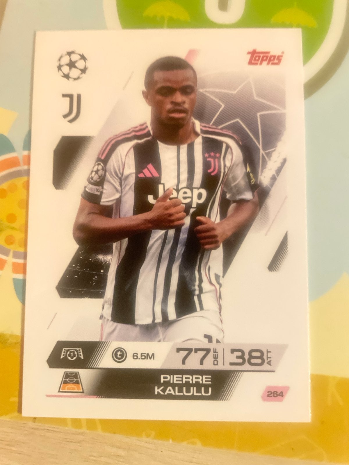 Topps Match Attax Pierre Kalulu Juventus Spelerskaart, Ophalen of Verzenden, Zo goed als nieuw, Buitenlandse clubs, Spelerskaart