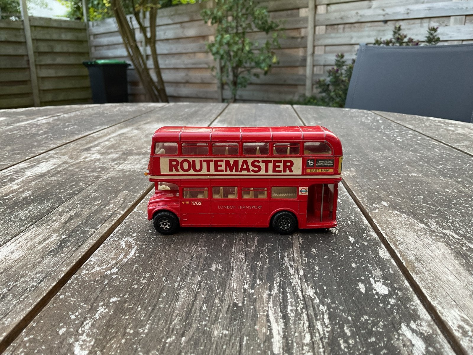 Corgi Toys en Dinky Toys London bussen, Hobby en Vrije tijd, Modelauto's | 1:43, Ophalen, Gebruikt