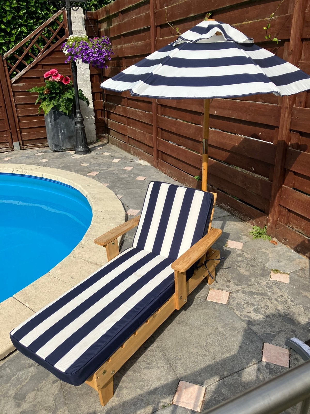 Kinderligbed met parasol, Ophalen, Zo goed als nieuw, Overige typen