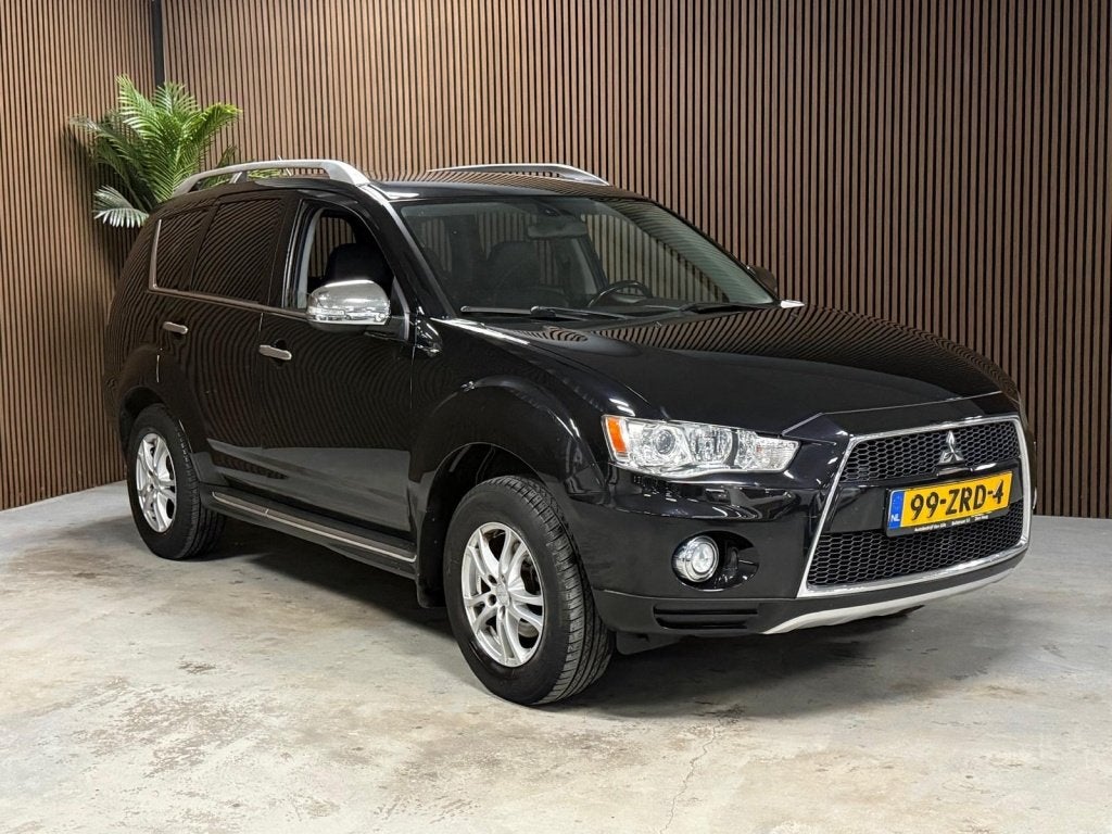Mitsubishi Outlander 2.0 Edition One (bj 2013, automaat), Auto's, Mitsubishi, Automaat, 4 cilinders, Zwart, Bedrijf