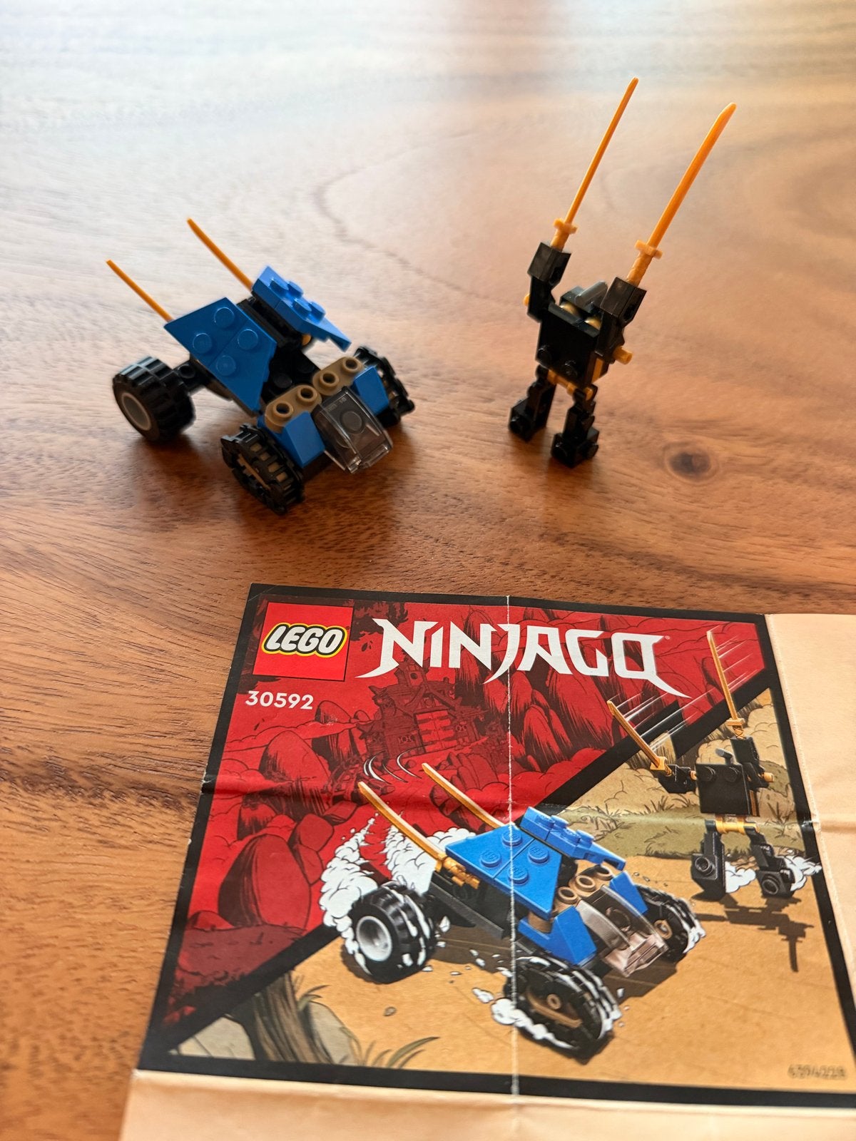 LEGO Ninjago 30592 Mini Cross Country Racer & Robot, Ophalen of Verzenden, Zo goed als nieuw