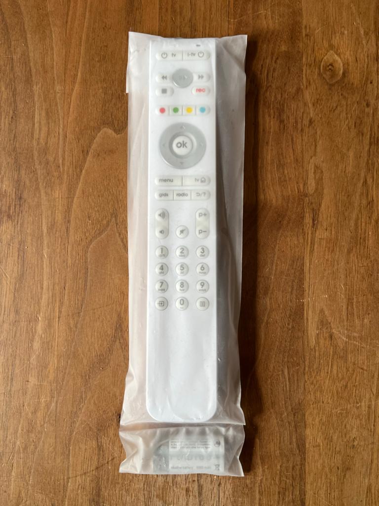 Nieuwe KPN TV afstandsbediening (origineel), Ophalen of Verzenden, Zo goed als nieuw, Origineel, Tv