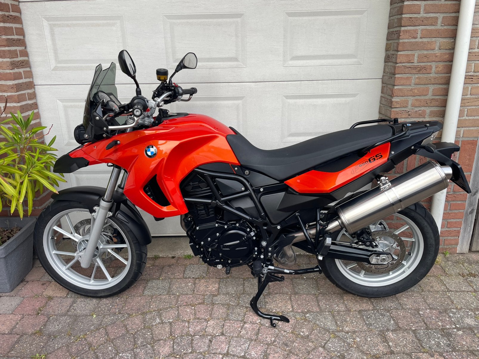 BMW F650GS 800cc Twin 14000km! Absolute Nieuwstaat, Am Juliussturm 14-36, 2 cilinders, Www. bmwmotorrad.com, Occasion