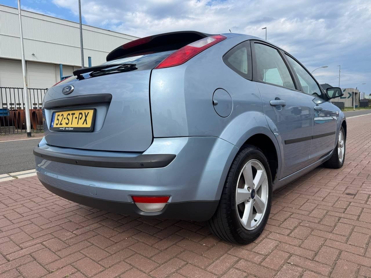 Foto 7 van Ford Focus 1.6-16V Futura