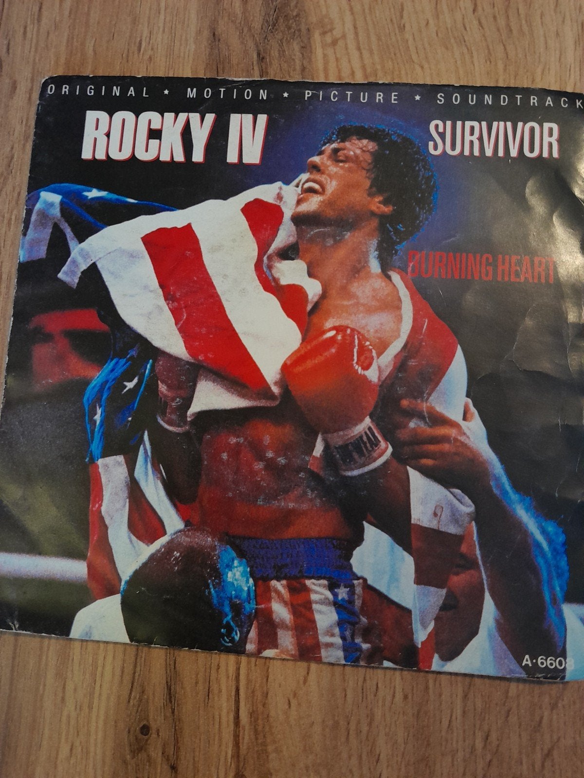 Rocky iv 7 inch burning heart, Ophalen of Verzenden, Zo goed als nieuw, Pop