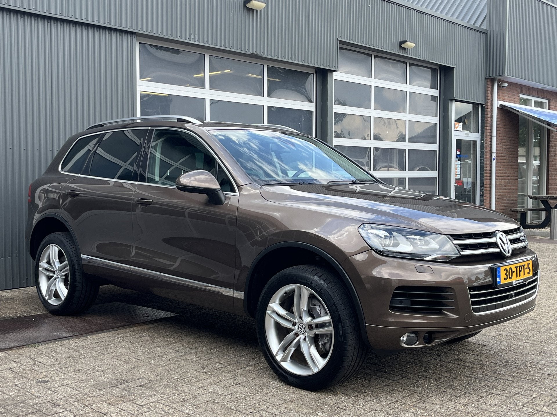 Volkswagen Touareg 3.0 TSI Hybrid Highline Luchtvering Stoel, Auto's, Volkswagen, Automaat, Euro 5, Gebruikt, Zwart