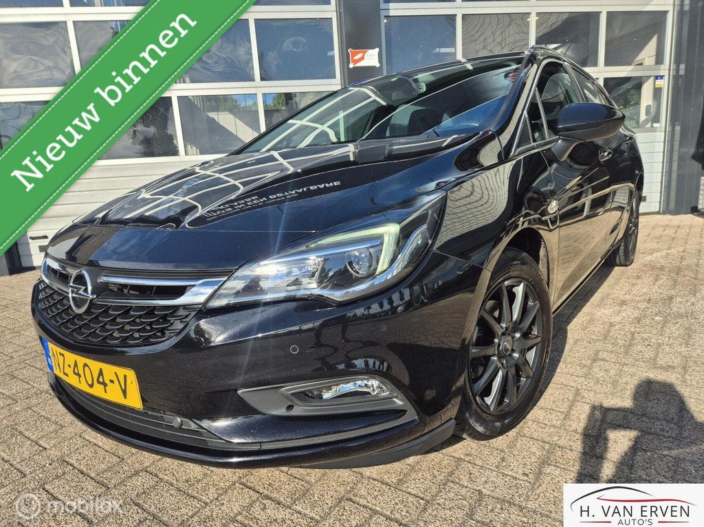 Opel Astra Sports Tourer 1.4 NAVI XENON LED PDC CAMERA NAP, Auto's, Opel, Voorwielaandrijving, 4 cilinders, 150 pk, Zwart
