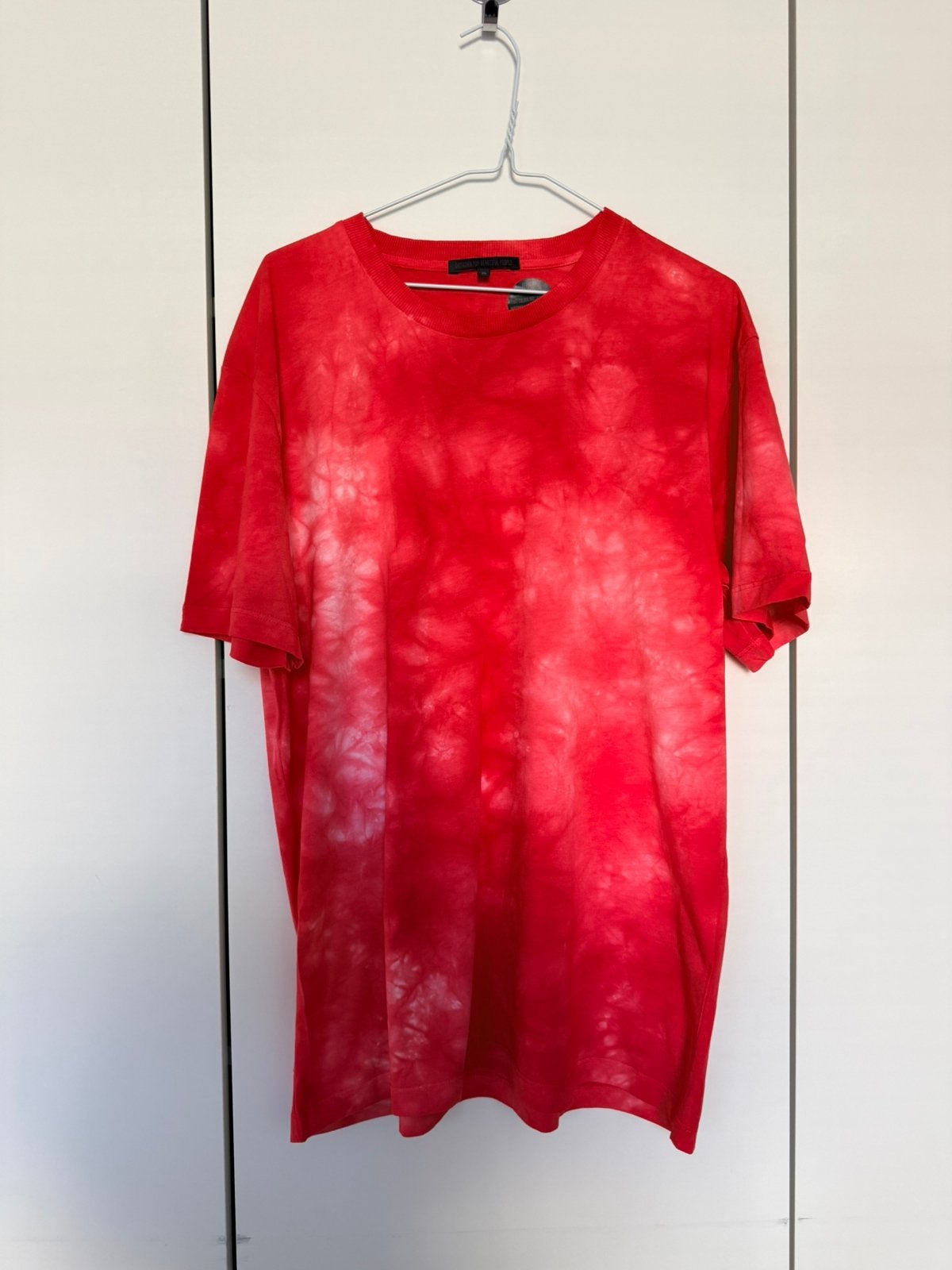 Drykorn Samuel T-shirt – Red Tie-Dye – XL, Ophalen of Verzenden, Nieuw, Maat 56/58 (XL), Rood