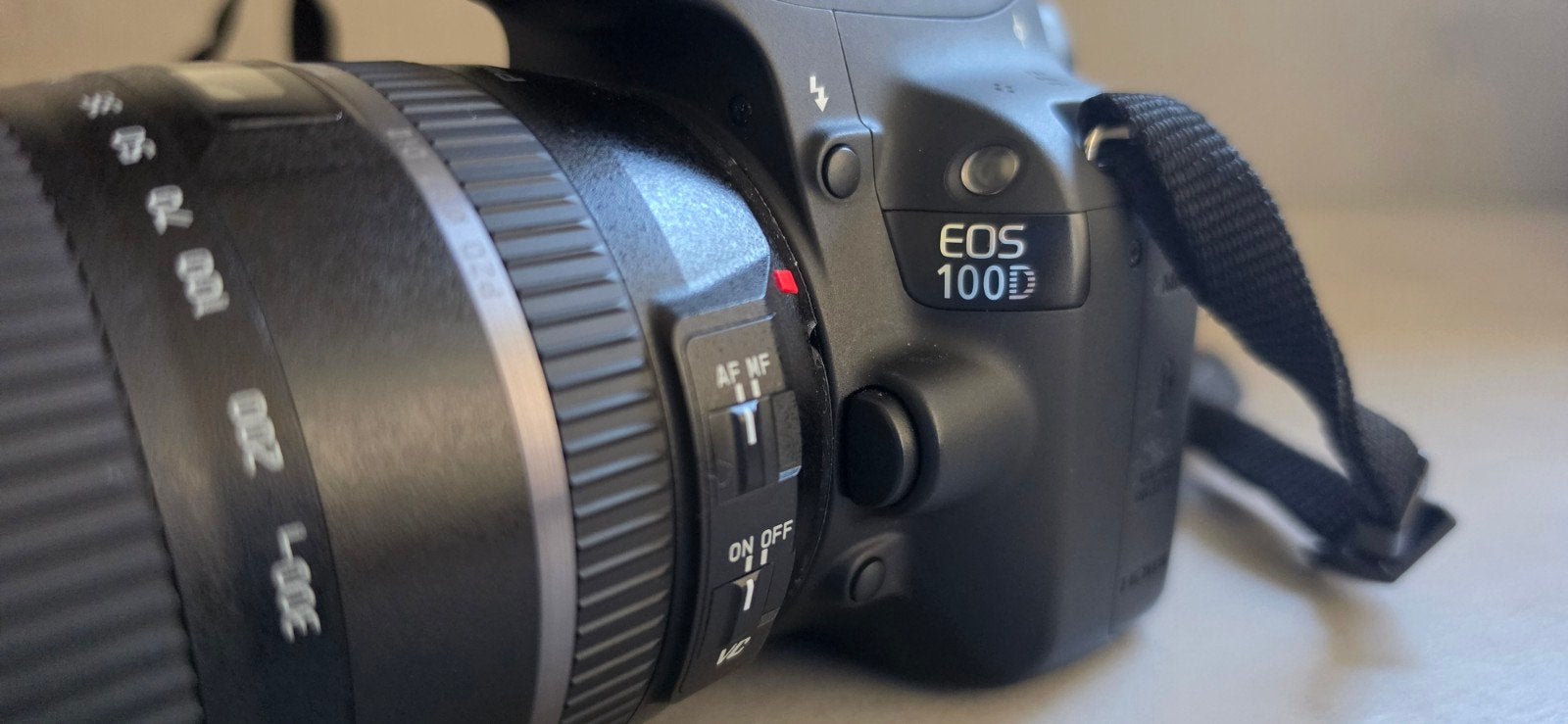 Canon EOS 100D met Tamron 16-300mm VC, Spiegelreflex, Canon, Ophalen of Verzenden, Zo goed als nieuw