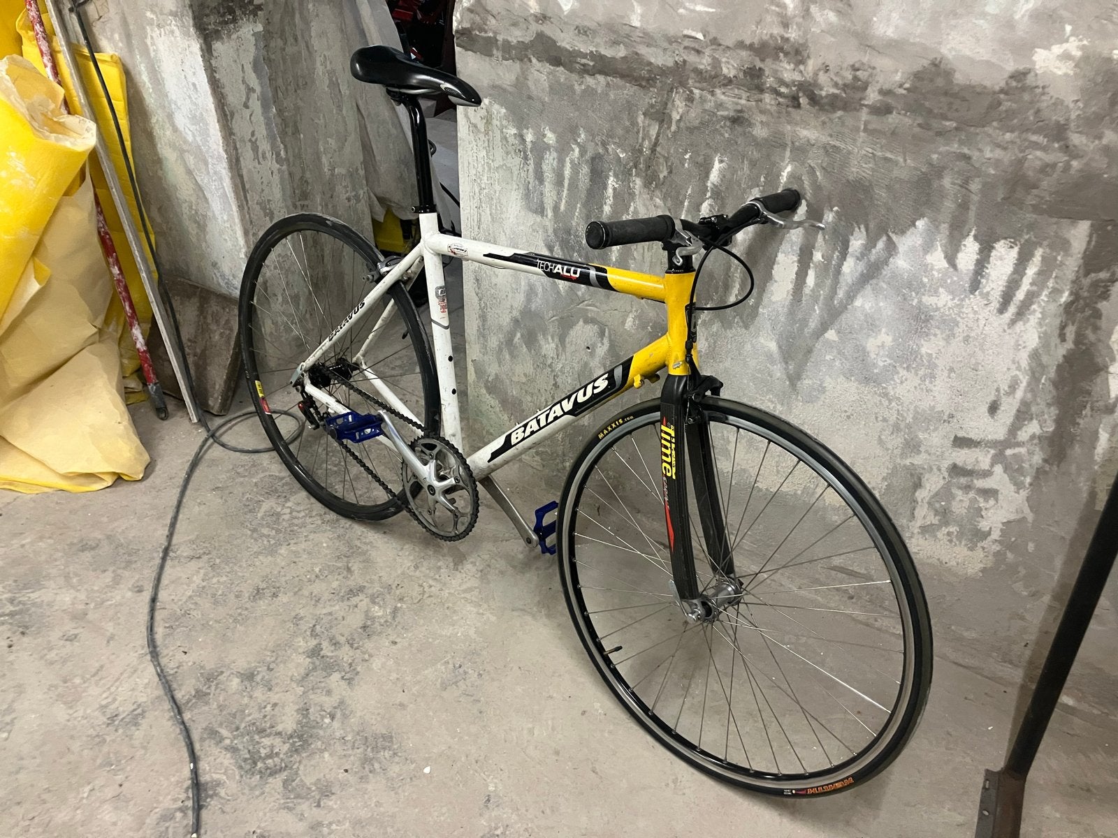 Lichte Singlespeed Fiets met Carbon Voorvork en Alu Frame, Ophalen, Gebruikt, Batavus, Aluminium