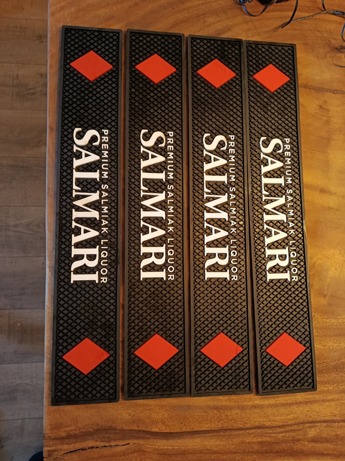 salmari barmat, Ophalen of Verzenden, Zo goed als nieuw