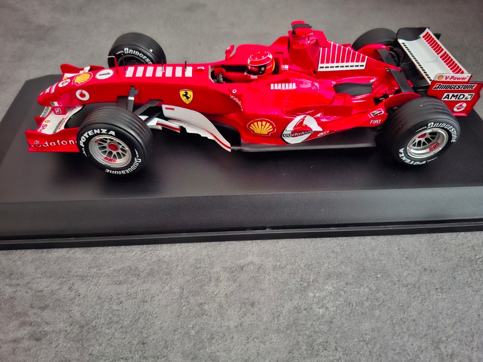 Hotwheels Ferrari F1 2005 Michael Schumacher 1:18, Ophalen of Verzenden, Zo goed als nieuw, Auto, Hot Wheels