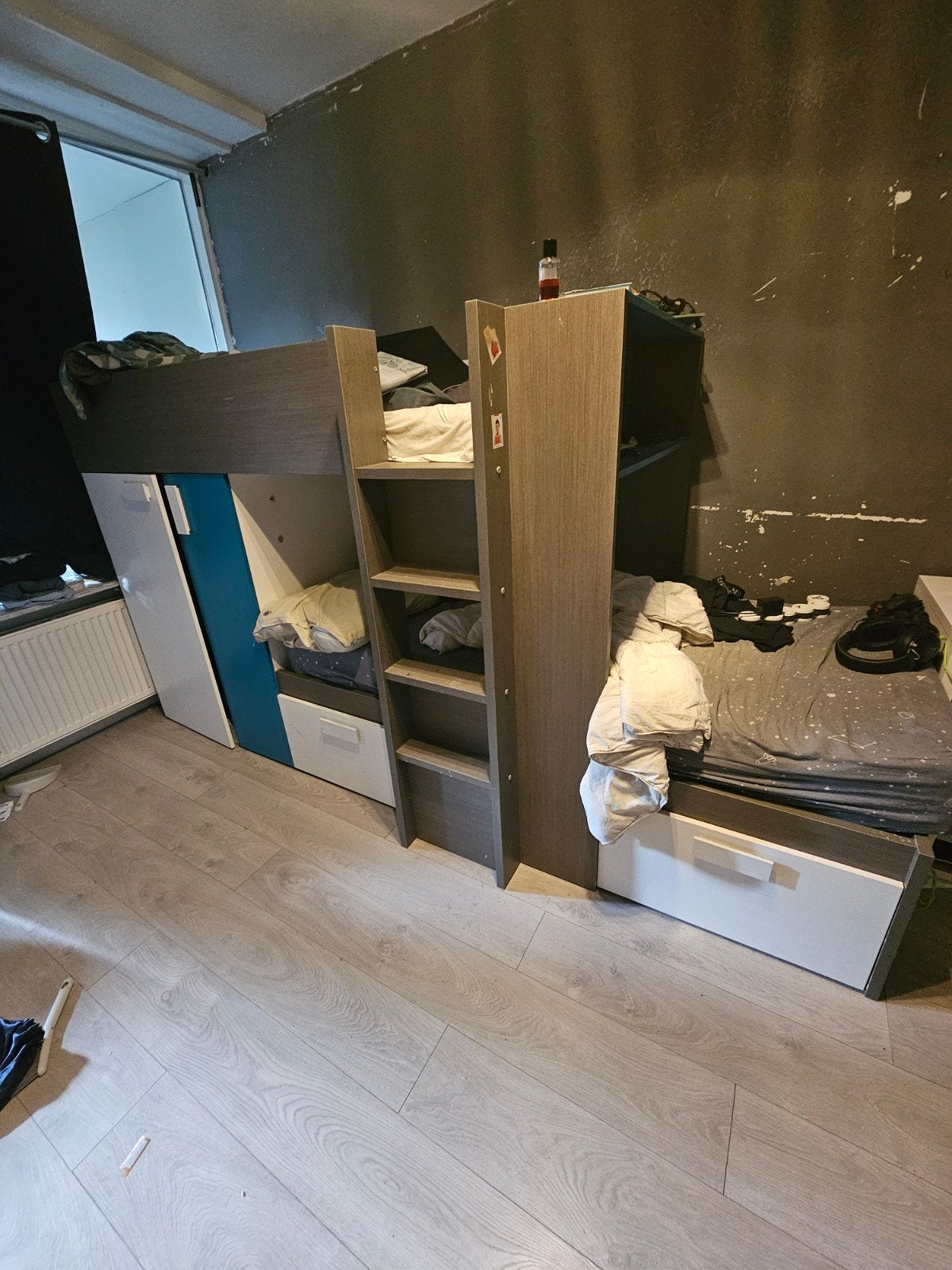 Stapelbed met opbergruimte. Diepe kasten en lades, Ophalen, Gebruikt, 90 cm, Eenpersoons