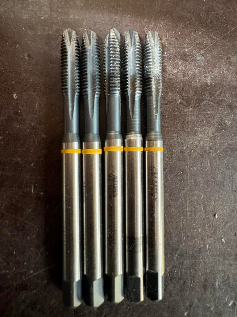 M6 tap Atorn, Doe-het-zelf en Verbouw, Gereedschap | Handgereedschap, Ophalen of Verzenden, Zo goed als nieuw