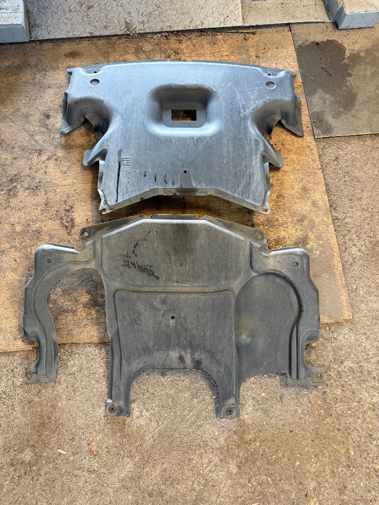 mercedes W203 bodem beplating, Ophalen, Gebruikt, Mercedes-Benz