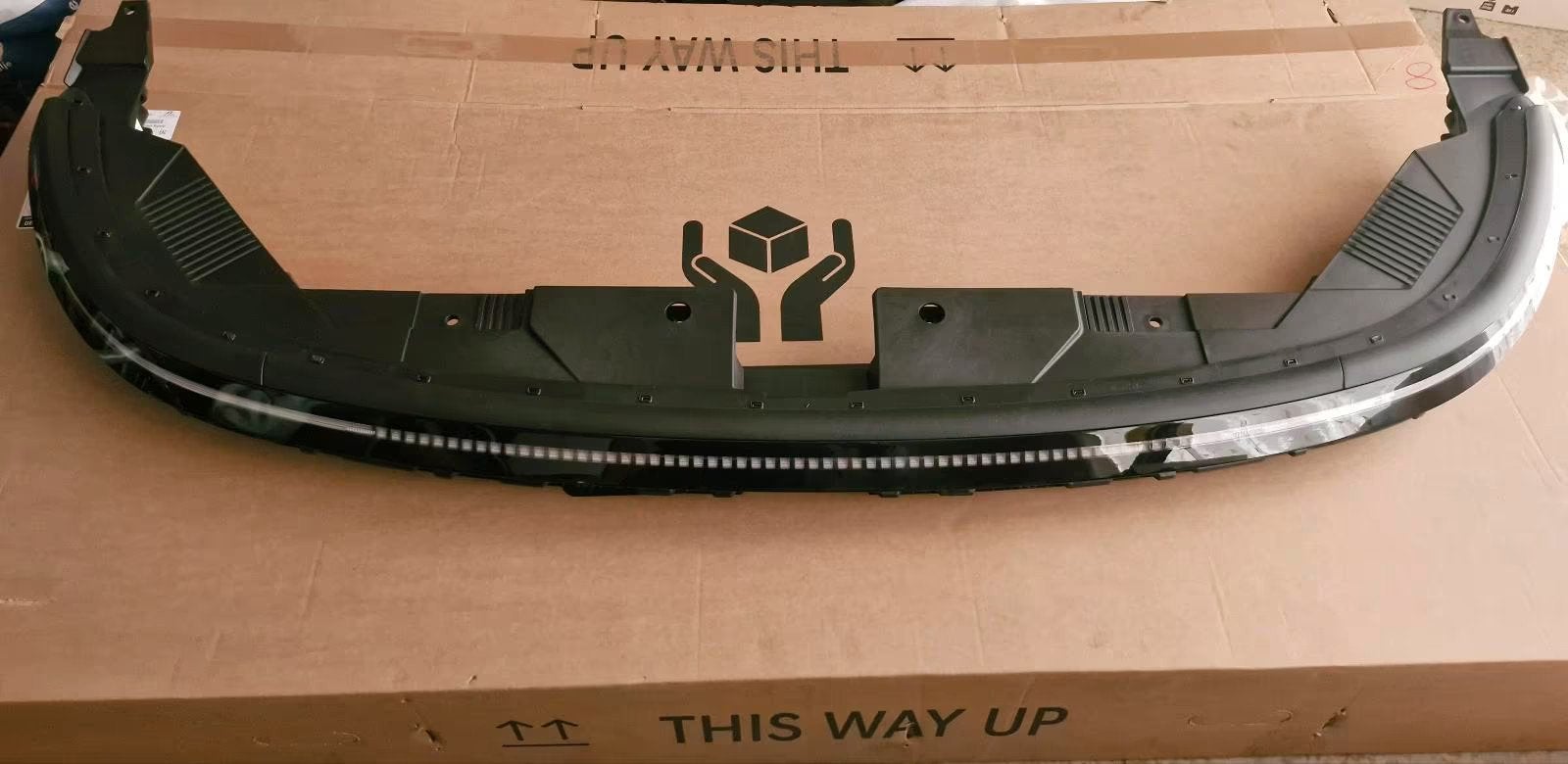 hyundai kona licht balk koplamp midden 92209HF100, Gebruikt, Heolleung-ro 12
06797  Seoul, Ophalen of Verzenden, Info@hyundai.com