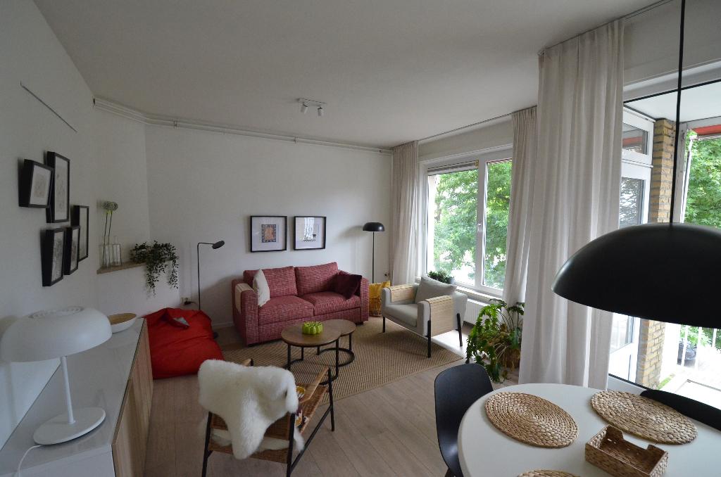 volledig gemeubileerd en gestoffeerd 5 kamer appartement, Huizen en Kamers, 110 m², 5 kamers, Heerlen, Appartement