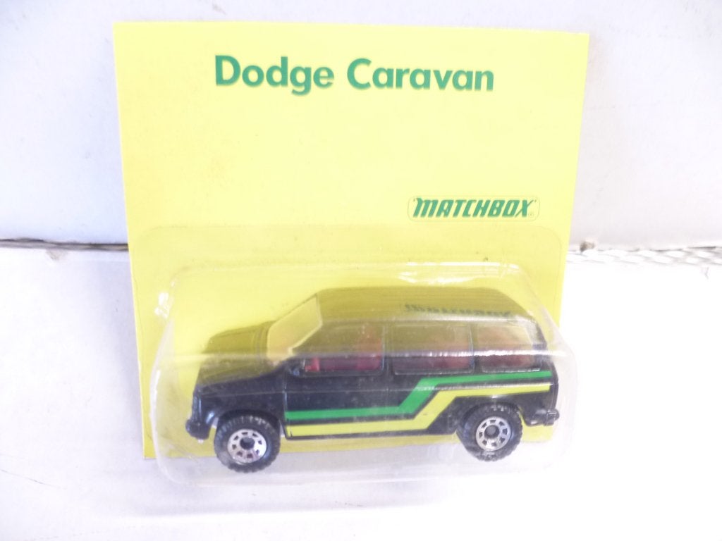 Matchbox 1987 BP Dodge Caravan busje nieuw in blister auto, Ophalen of Verzenden, Nieuw, Auto