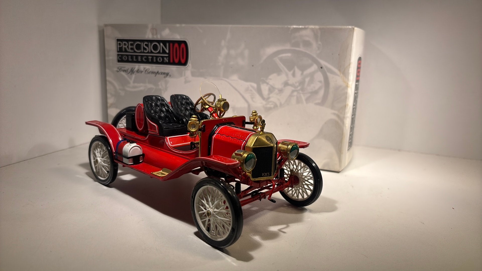 Ford model T speedster 1913 precision 100 1.18, Overige merken, Ophalen of Verzenden, A, A