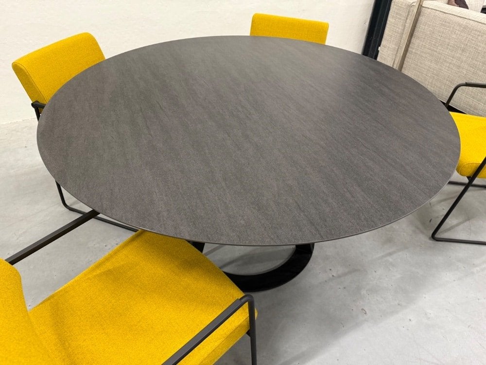 Showmodel Harvink Fier Eettafel keramiek blad Design Tafel 1, Overige materialen, Harvink, Ophalen of Verzenden, Zo goed als nieuw