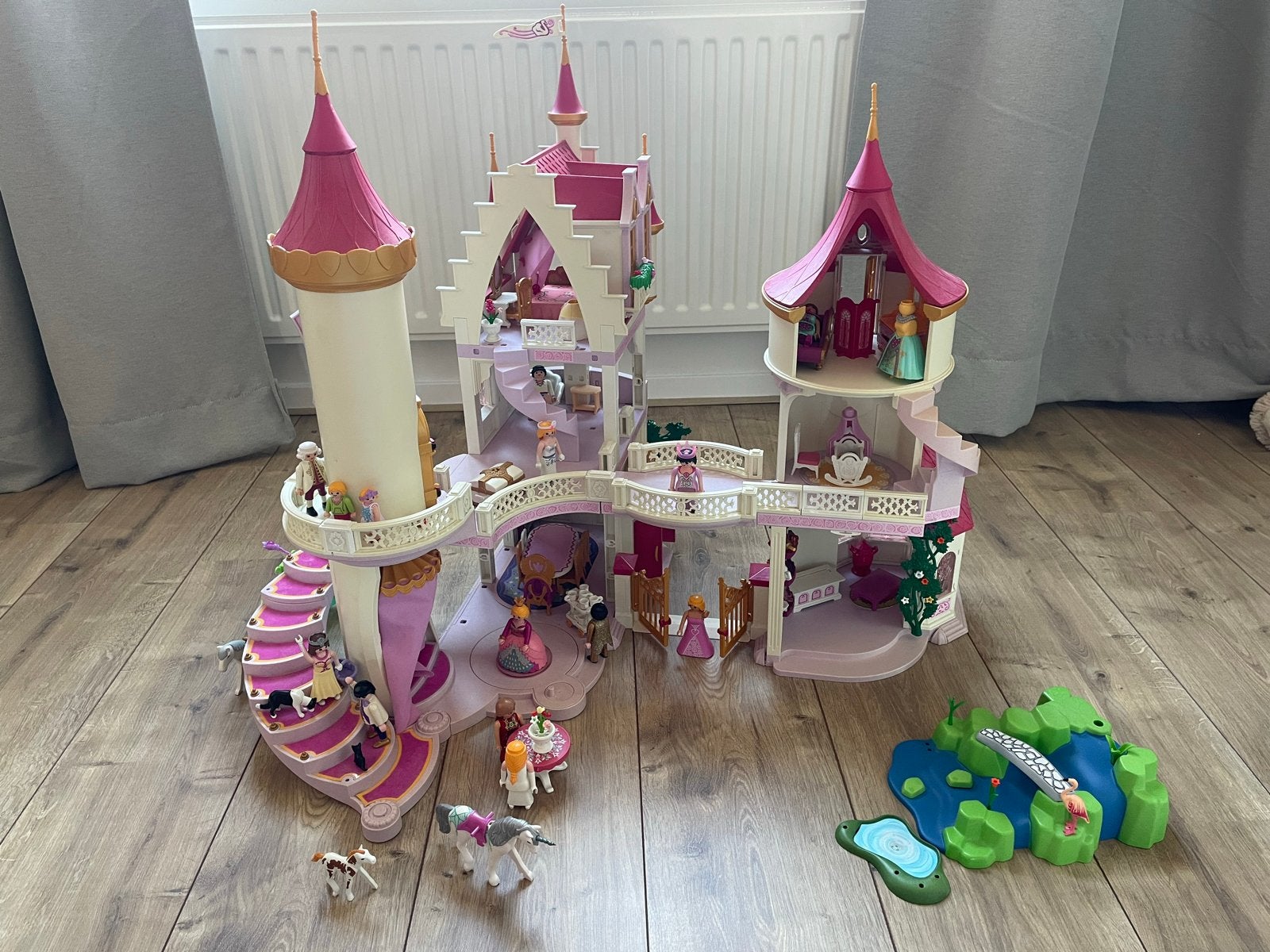 Playmobil Prinsessen Kasteel met veel prinsessen en accessoi