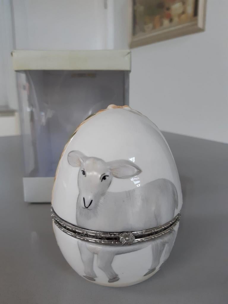 Villeroy en Boch Farmers Treats Ei met hanger lam, Ophalen of Verzenden