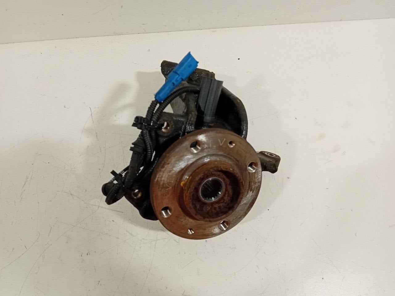 Wielnaaf links voor Peugeot 208, Onderdelen@venauto.nl, Van der Ven Autorecycling B.V., Gebruikt, Ettenseweg 76, 4706 PB Roosendaal, The Netherlands