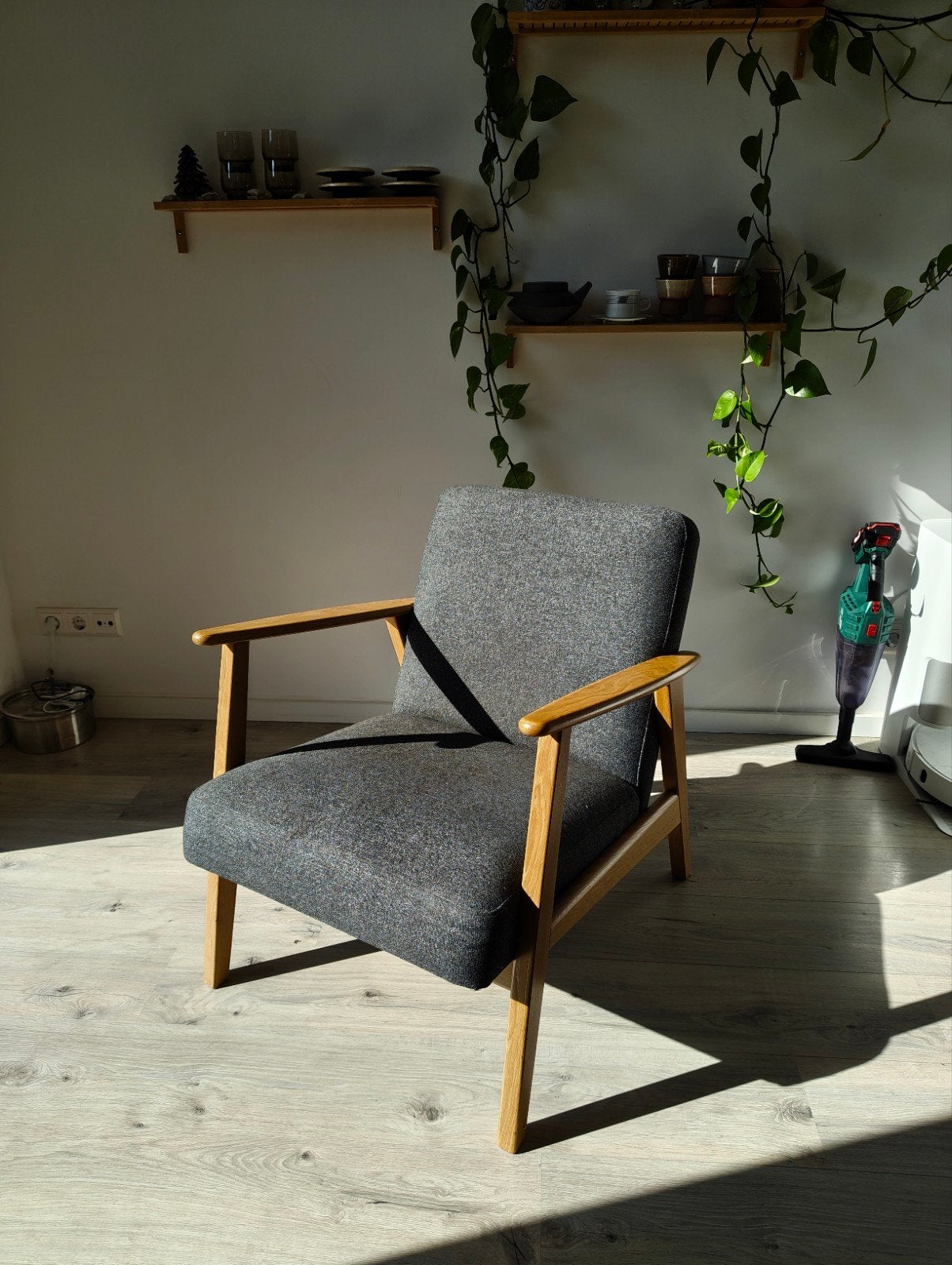IKEA EKENÄSET fauteuil - Zo goed als nieuw, Huis en Inrichting, Fauteuils, Ophalen, Modern, Scandinavisch, 75 tot 100 cm, Zo goed als nieuw