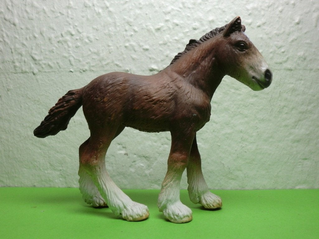 Schleich 13272 shire veulen, dierfiguur, Verzamelen, Ophalen of Verzenden, Gebruikt, Paard, Beeldje of Figuurtje