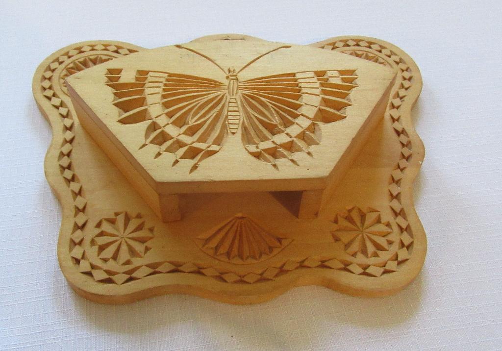 Vlinder houten servetten- koffiefilter houder briefhouder, Overige onderwerpen, Houtsnijwerk, Verzenden, Handgemaakt