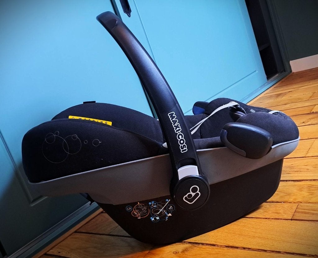 Maxi Cosi Pebble black autostoel incl verkleiner, Kinderen en Baby's, 15 t/m 36 kg, Ophalen of Verzenden, Maxi-Cosi, Gebruikt