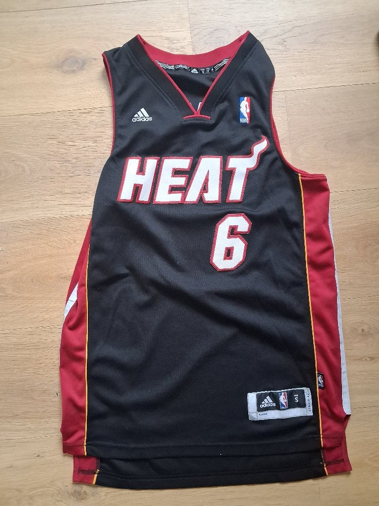 LeBron James Miami Heat NBA basketbalshirt - Adidas (S), Ophalen of Verzenden, Zo goed als nieuw, Kleding