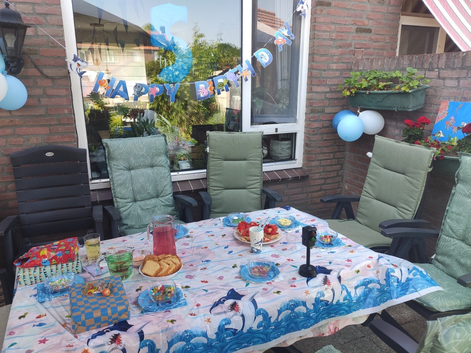 Kinderfeestje set haai, Ophalen of Verzenden, Nieuw, Feestartikel, Verjaardag