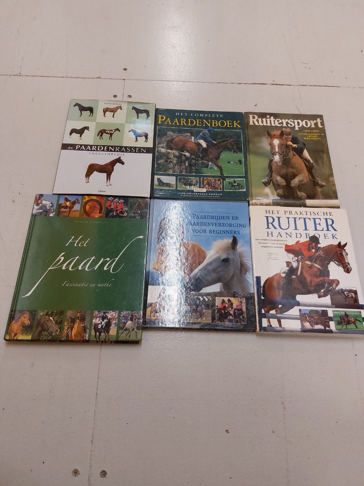 paardenboeken te koop, Boeken, Ophalen of Verzenden, Zo goed als nieuw, Paarden of Pony's
