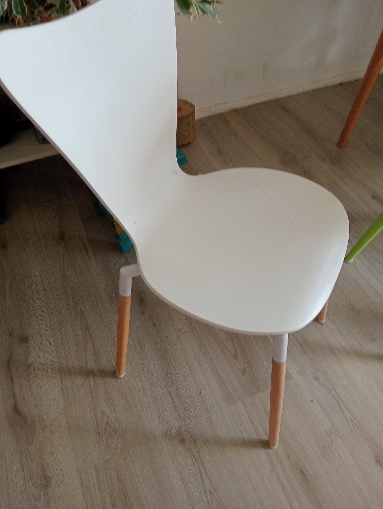 Gratis 4 eetkamerstoelen, Huis en Inrichting, Stoelen, Gebruikt, Wit, Vier, Vlinderstoel
