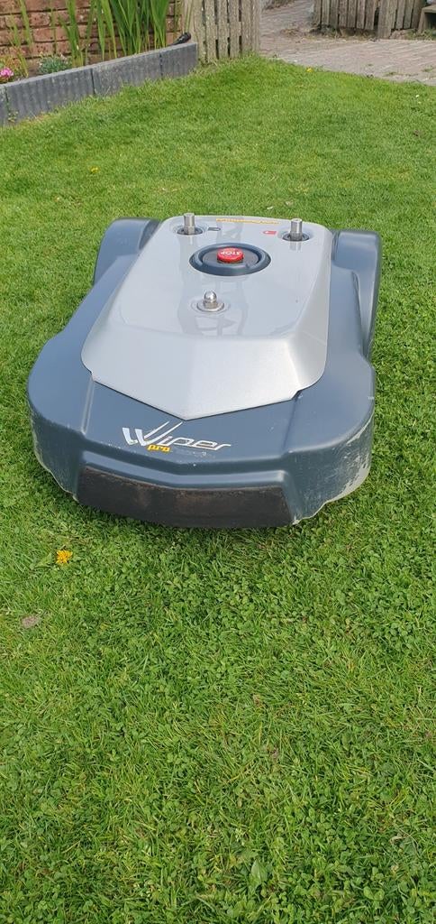 Wiper Robotmaaier P70S Professional, Ambrogio tot 7000m2, Ophalen, Gebruikt