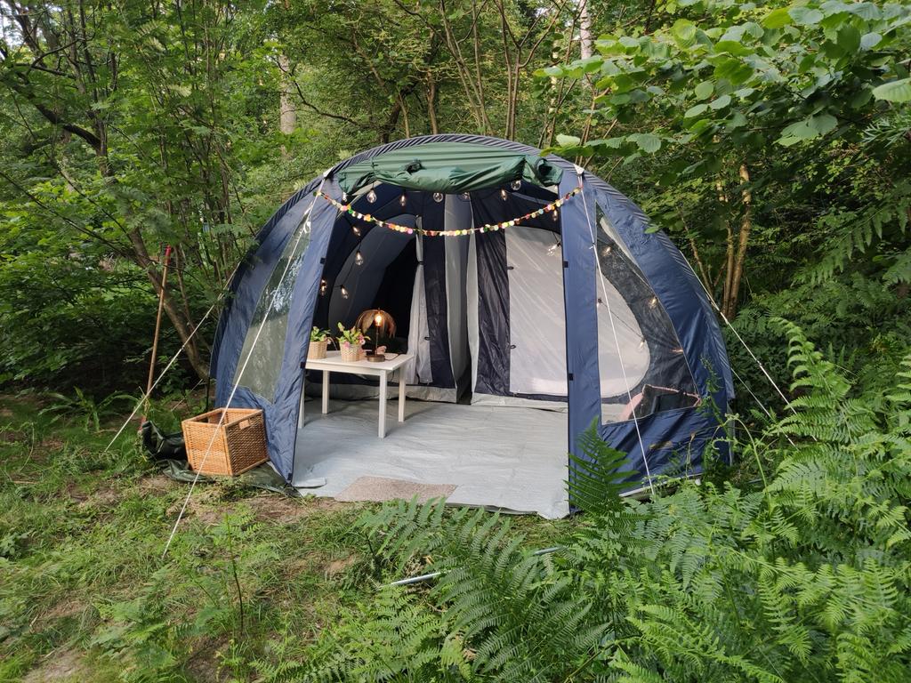 Ruime Hypercamp tunneltent 5 persoons - Polyester/Glasfiber, Caravans en Kamperen, Tenten, Ophalen, Gebruikt, Tot en met 5