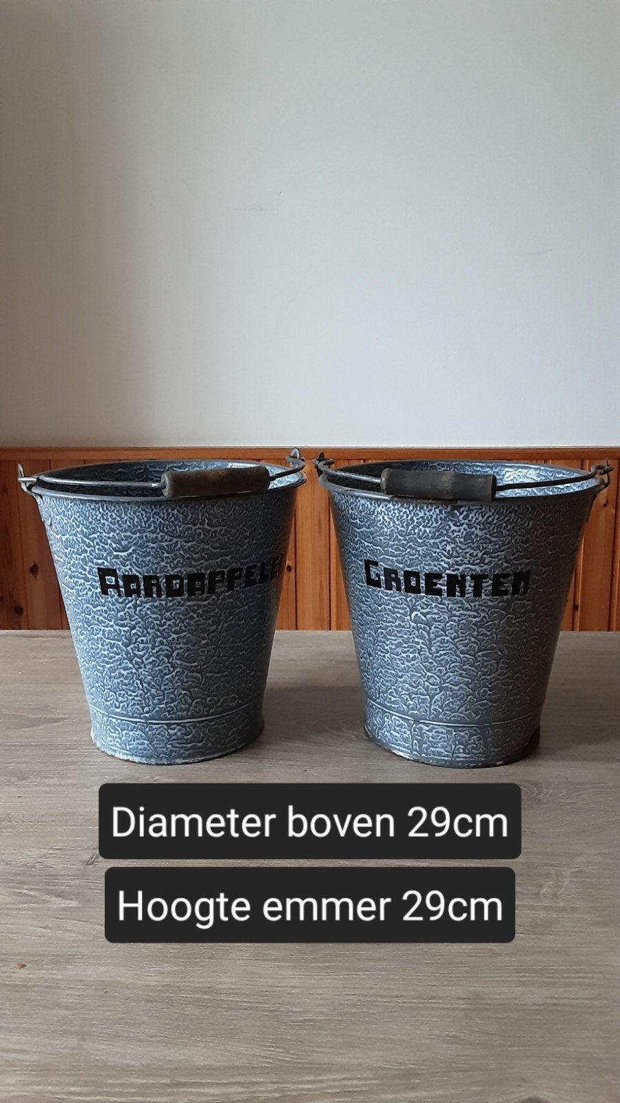 EMAILLE GRIJSGEWOLKTE AARDAPPELEN EN GROENTEN EMMER., Antiek en Kunst, Antiek | Emaille, Ophalen of Verzenden