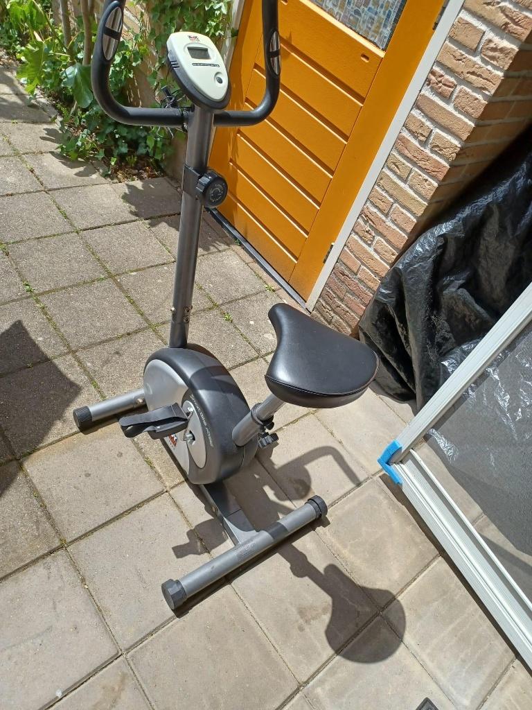 hometrainer, Sport en Fitness, Gebruikt, Ophalen of Verzenden, Metaal, Buik