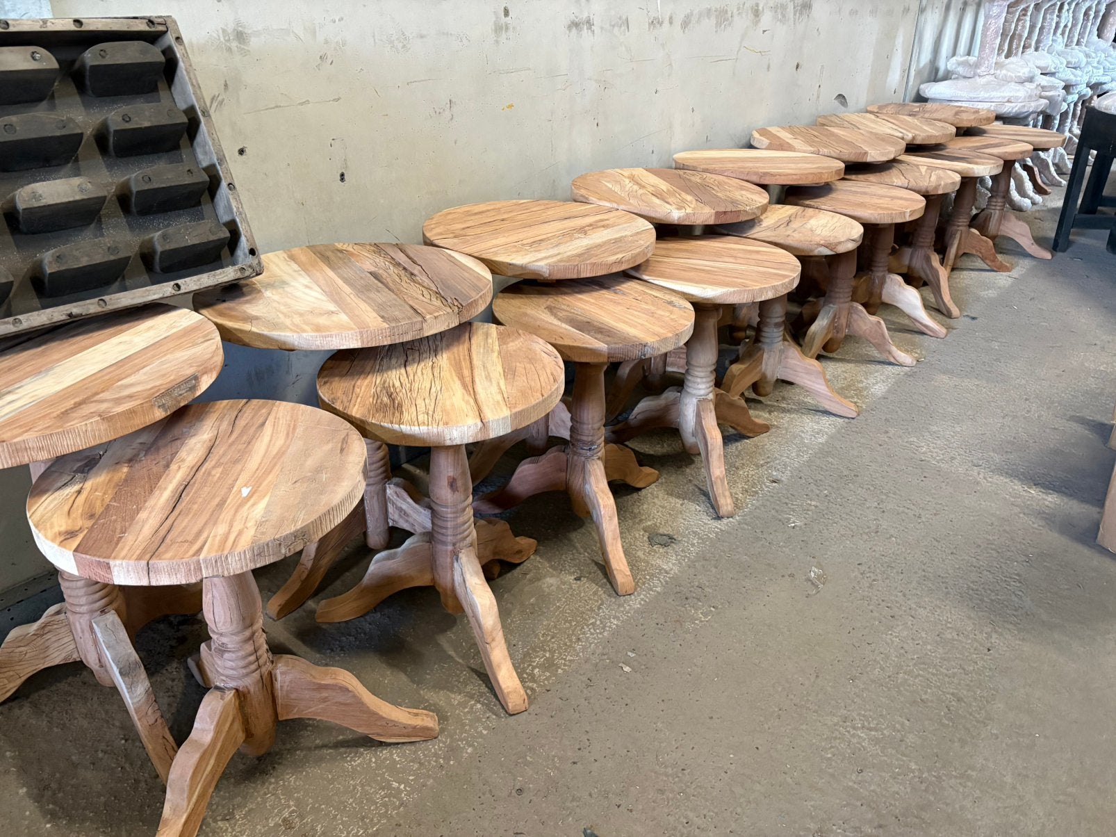 Wijntafel / bijzettafel klein en groot, Huis en Inrichting, Ophalen, Rond, Nieuw, Nvt