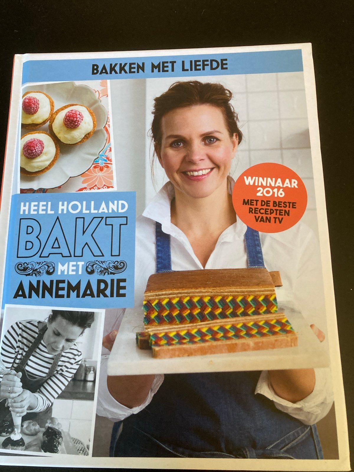 Heel Holland Bakt met Annemarie - Bakken met Liefde (nieuw), Boeken, Ophalen of Verzenden, Nieuw, Taart, Gebak en Desserts