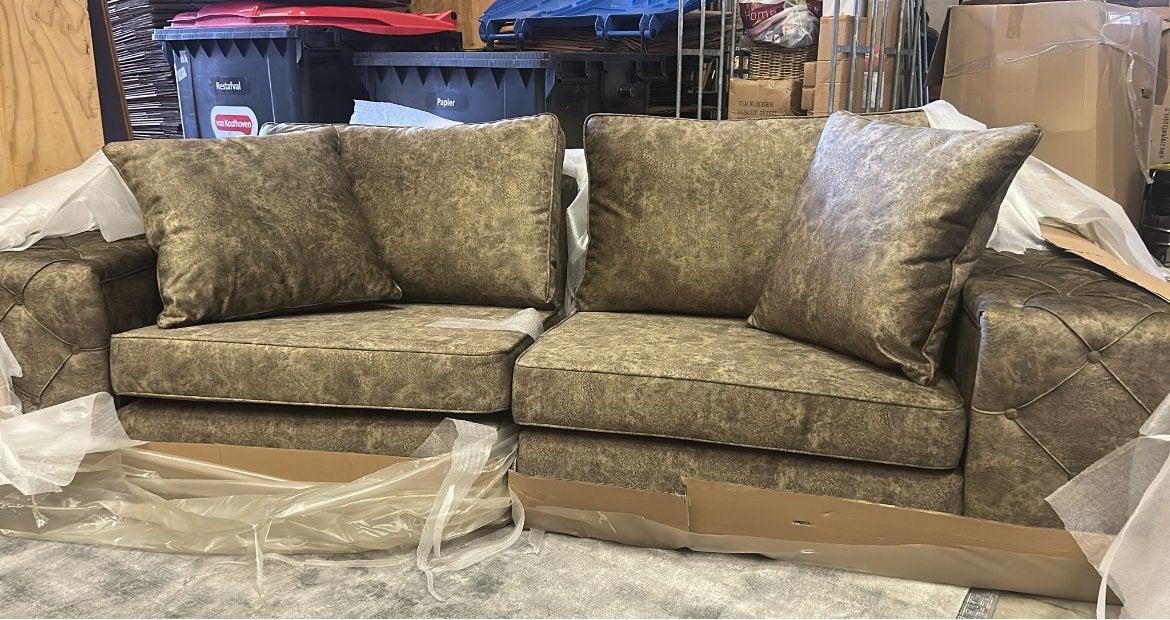 2-persoons bank met bijpassende loveseat, Ophalen, Tweepersoons, Zo goed als nieuw, Rechte bank