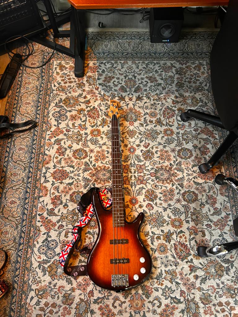 Ibanez gio basgitaar, Muziek en Instrumenten, Snaarinstrumenten | Gitaren | Bas, Ophalen, Gebruikt, Elektrisch