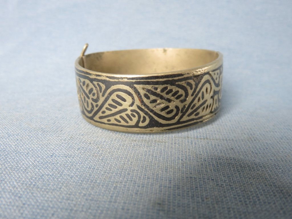 Armband met niello inleg, Himalaya gebergte / 20e eeuw, Ophalen of Verzenden, Gebruikt, Zilver, Overige materialen