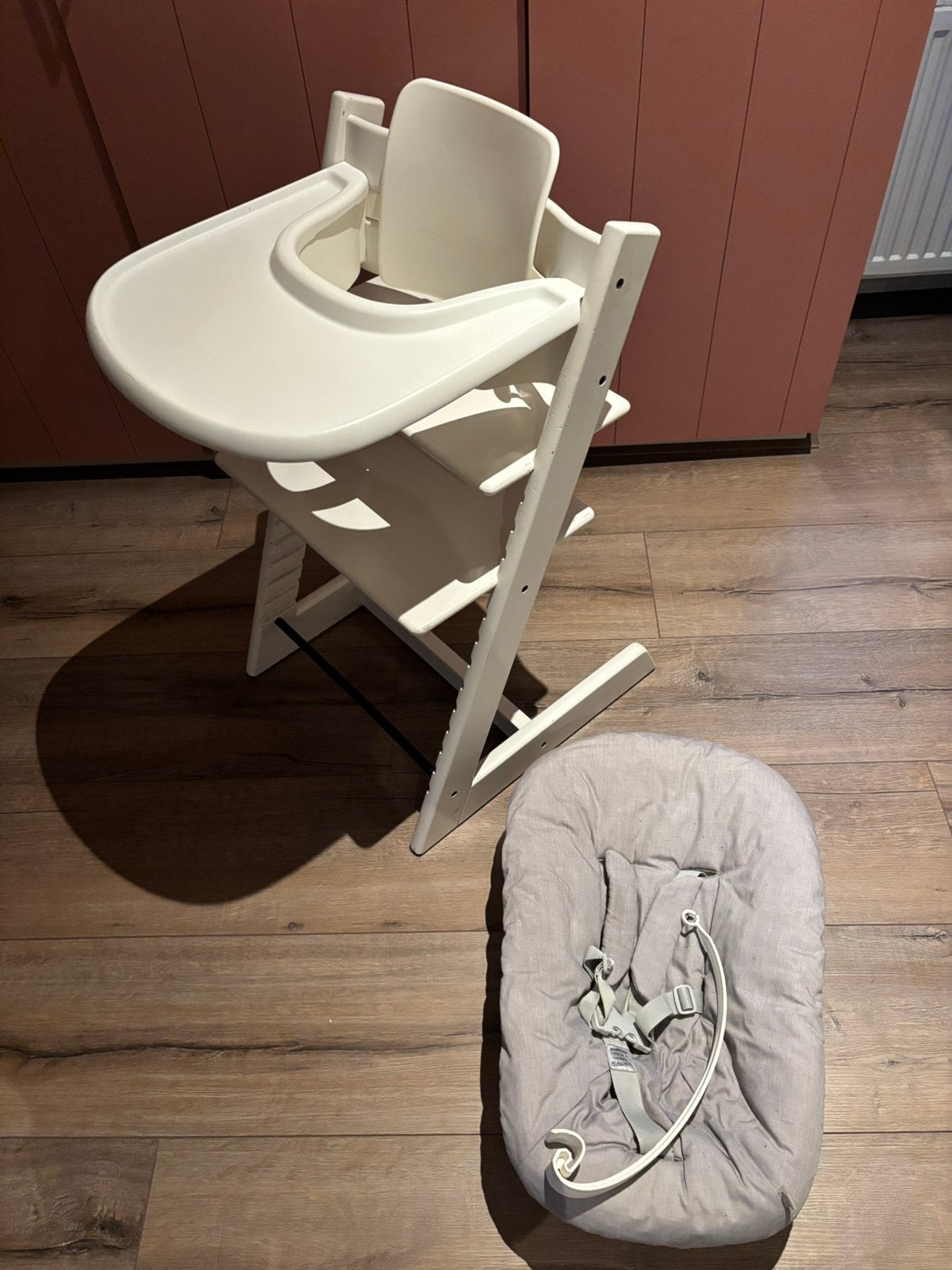 Stokke tripp trapp nieuw model complete set, Ophalen, Zo goed als nieuw, Meegroeistoel