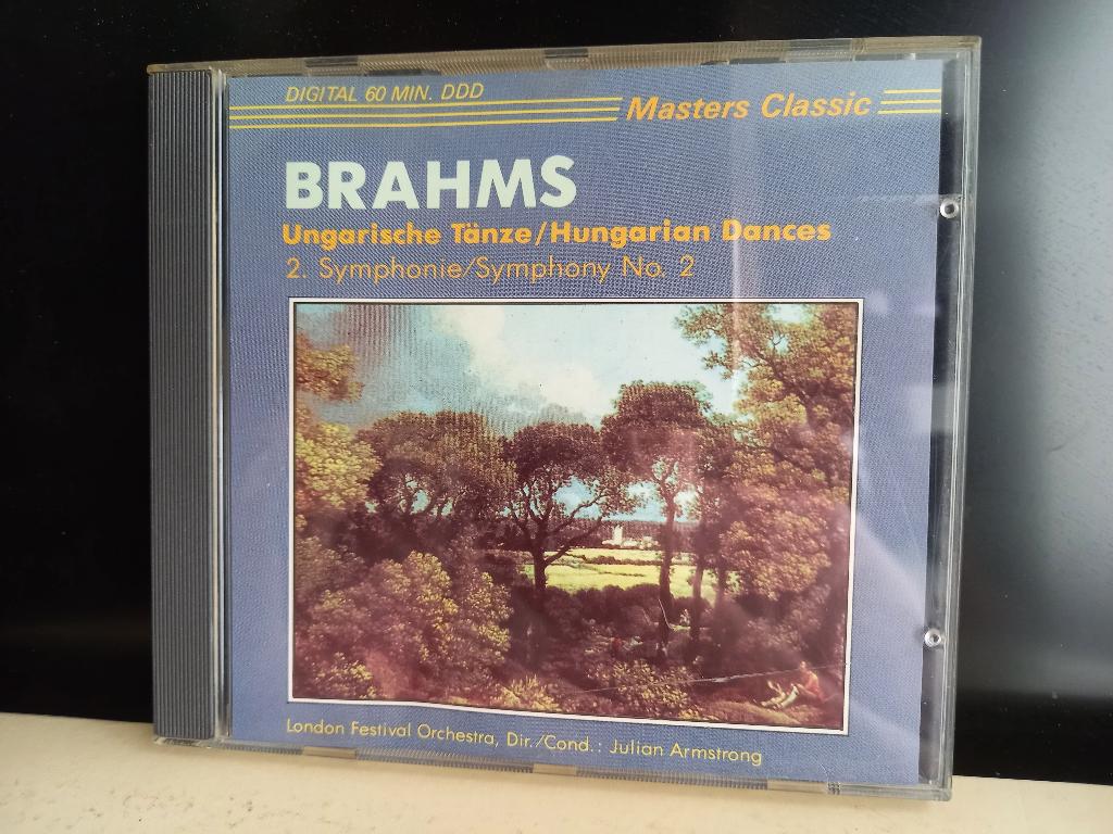 Brahms - Ungarische Tänze / Hungarian Dances Symph.2, Ophalen of Verzenden, Modernisme tot heden, Zo goed als nieuw, Overige typen