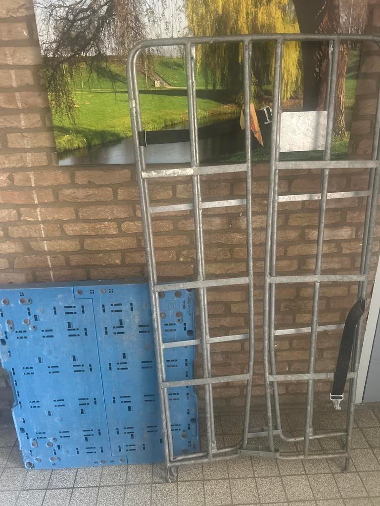 2-heks rolcontainer + 1 nylon spanband, Ophalen, Zo goed als nieuw